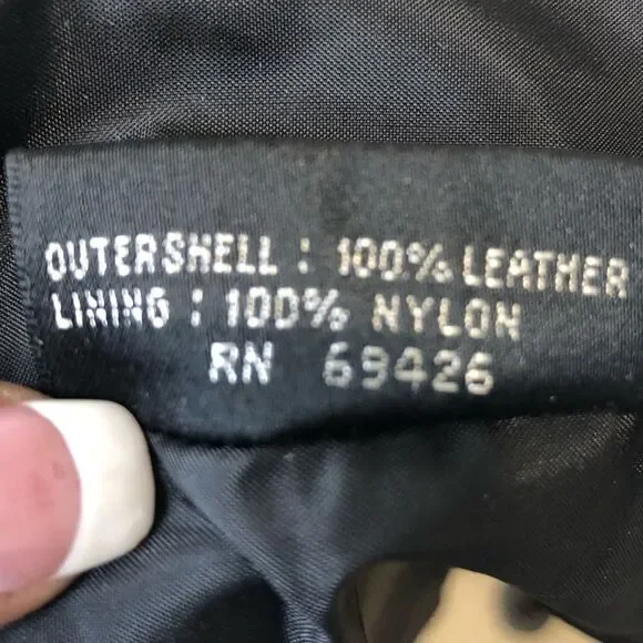 Wilson’s Leather black leather button front vest size medium - Picture 11 of 11